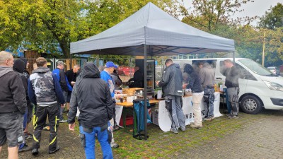Brotzeit an der Baustelle Remscheider Straße 22 bis 27